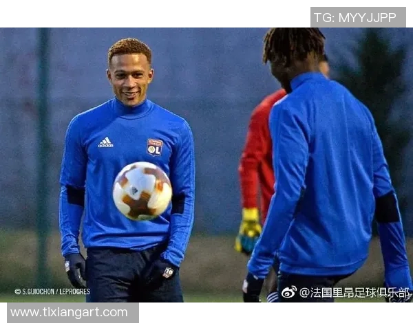 埃弗顿对阵里昂精彩视频直播全程回顾与赛后分析