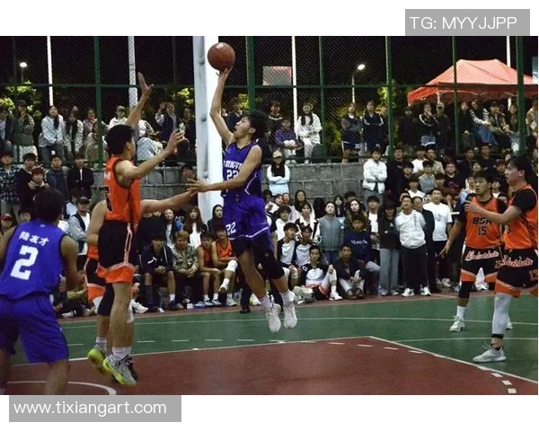 一米八的扣篮梦想如何在青春的赛场上绽放光芒