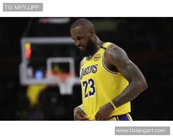 詹姆斯缺席比赛！湖人遭遇连败，哈登砍下三双表现稳定