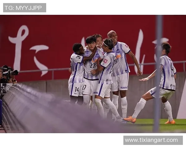 横滨水手与广岛球队精彩对决直播全程回顾与分析